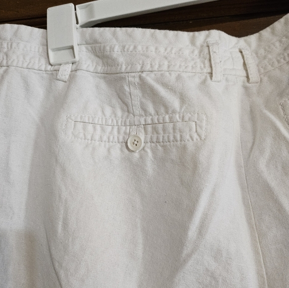 Express Linen Roll hem shorts White Size 12 - Picture 6 of 9